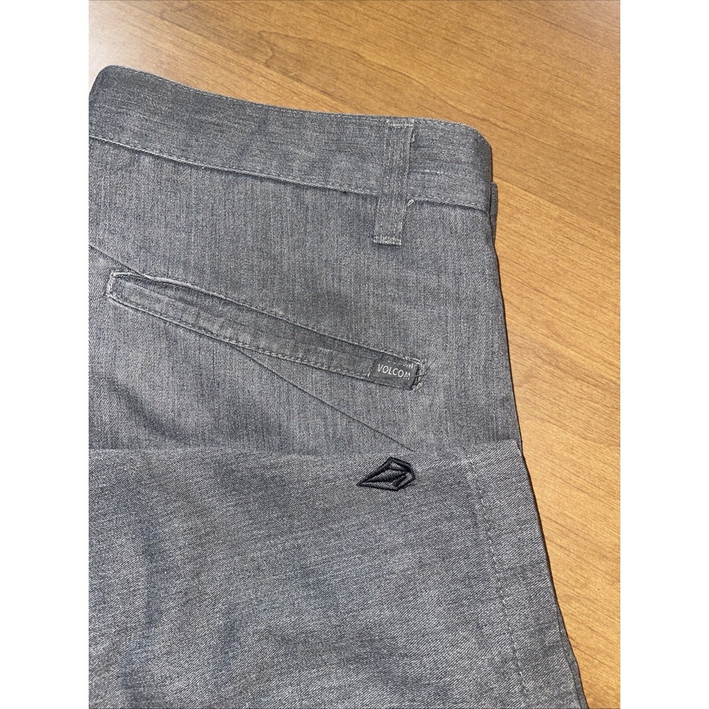 Volcom Cargo Shorts Men 33 Gray‎ Flat Front Logo Slash Pockets